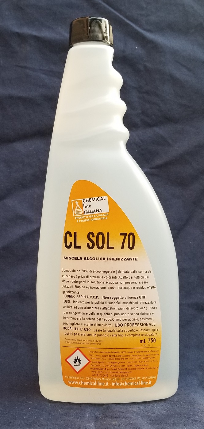 Ricarica di alcol di derivazione naturale in soluzione (  70% ) per igienizzare superfici o mascherine 0,75 lt.